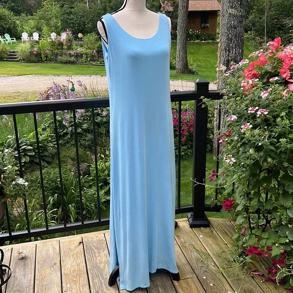 louise silver diamond maxi dress Arna Off Shoulder Diamante Maxi Dress / Silver | MESHKI